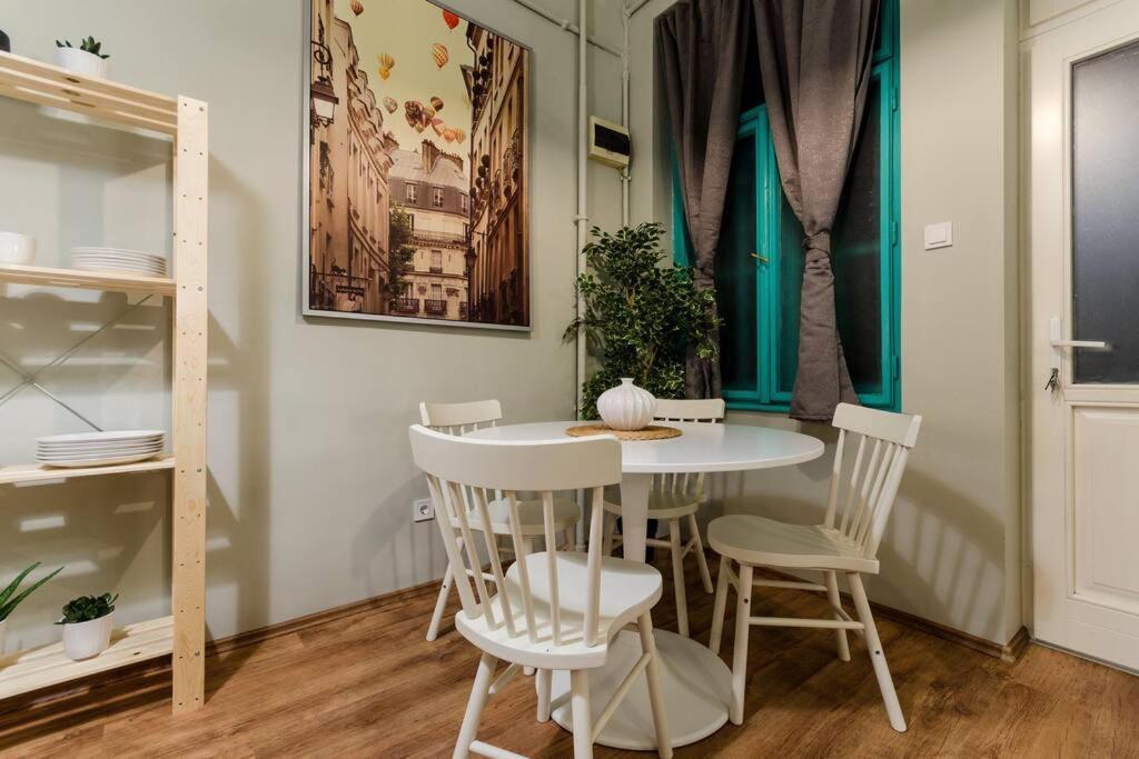 Cosy In Party District K30 Ferienhaus Budapest